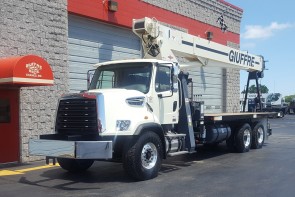 Terex BT4792 on 2018 Freightliner 108SD -  Front Driver's side