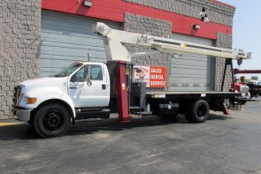 Terex BT3670 on 2009 Ford F750 - Front Driver's Side
