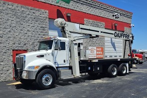 National 8100D on 2018 Peterbilt 348 - Front Street Side