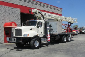 Terex BT28106 on 2016 Kenworth T470 Front street side