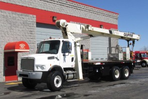 National 8100D on 2007 Freightliner M2 106V 6x6 - Front driver's side view